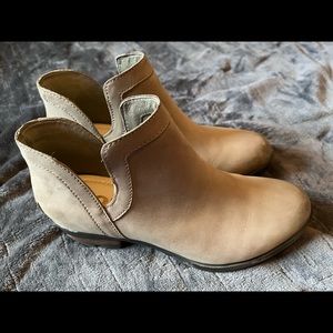 Womens Sorel Booties